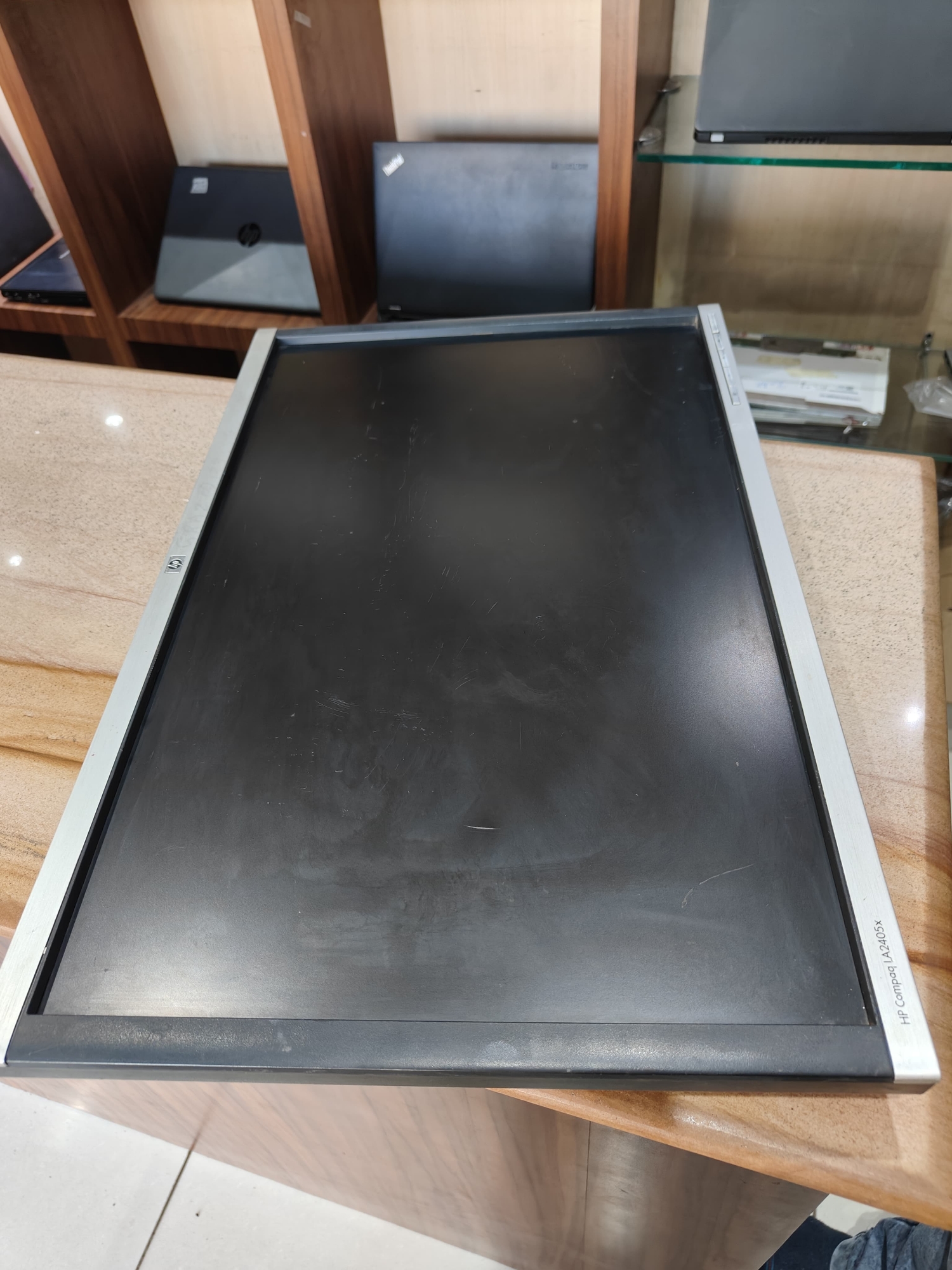 Led monitor 24inch hp company 